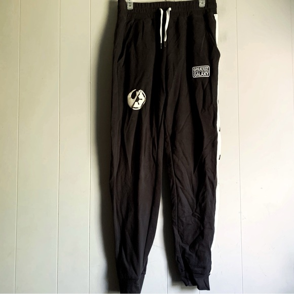 Disney Star Wars Greatest in the Galaxy MTFBWY Black Sweatpants Jogger L - Picture 1 of 5